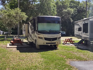 Full Hook Up RV Sites Available At Citra Royal Palm RV Park
