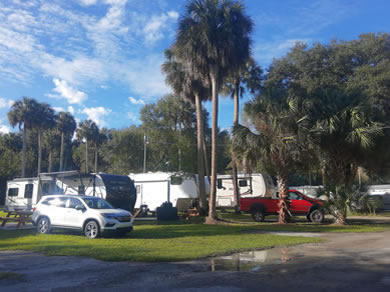 Destination RV Park with Full-Time RV Sites In Florida