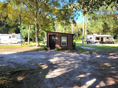 Office at Citra Royal Palm RV Park