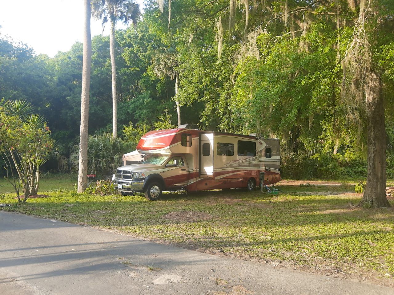 Extended Stay Long Term RV Site At Citra Royal Palm RV Park