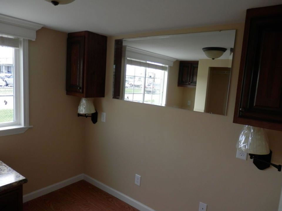 2015 Skyline Park Model For Sale With Loft - $49,000